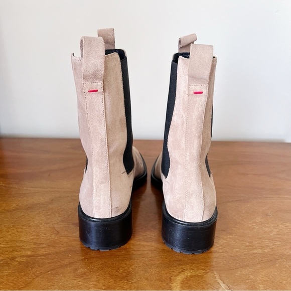Aeyde • Simone 40 Suede Chelsea Boots ankle lug sole taupe beige snip square toe - Picture 10 of 14